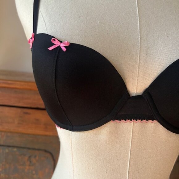 Vintage Betsey Johnson Black Bra 34B - Picture 3 of 11